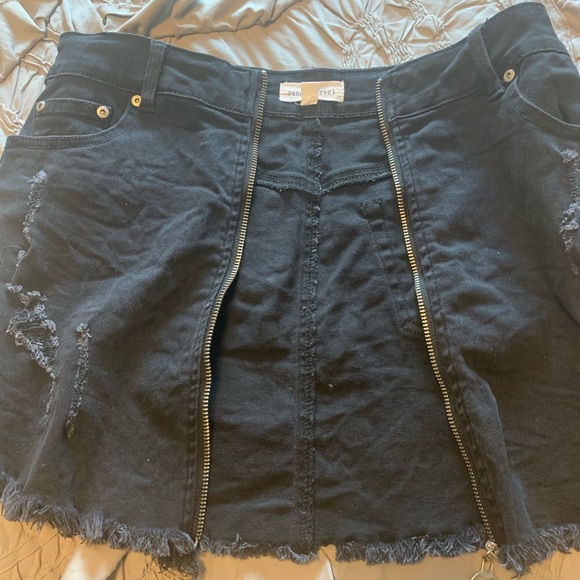 Dance & Marvel black denim skirt, size M. - Picture 4 of 6